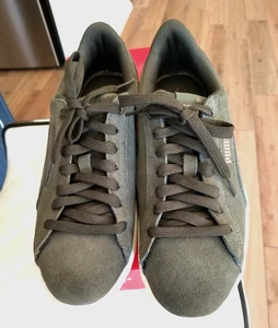 Puma Damen Vikky Suede Forest Night 9 grün) Freizeit Sneaker Schuhe Größe 8, neu im Karton - Bild 1 von 5