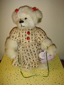 Annette Funicello J.J. Premiere Edition When I Was Little Collection Plush Bear - Bild 1 von 6