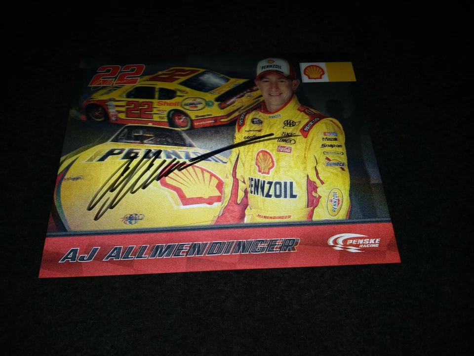 Tarjeta de héroe holográfica firmada por Aj Allmendinger Foto 1 de 1