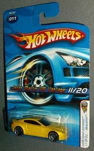 Hot Wheels 2005 #011 Realistix #11 of 20 First Editions Aston Martin V8 Vantage - Bild 1 von 2