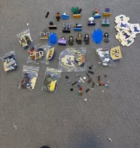 Lego Harry Potter Minifigures Lot & Accessories Wands And Lets Lotr - Picture 1 of 2
