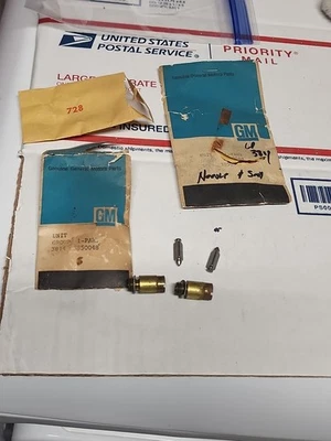 Nuevo de Lote Antiguo 1958-65 Chevy Vette BelAir Impala Carter 4BC Carburador Aguja Asiento GM 3850048 X2 Foto 1 de 4