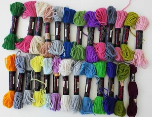 Lot of 25 Coats & Clark Persian Type Needlepoint Yarn 1 DMC Laine Colbert - Picture 1 of 1