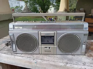 Vintage Boom Box Ghetto Blaster Panasonic Stereo for Parts Repair Upcycle - Picture 1 of 8