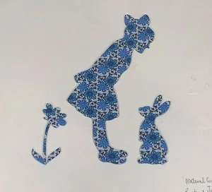 NIÑA CONEJITO FLOR AZUL BLANCO TELA MATE TABLERO DULCE DECORACIÓN DE PARED Bertie & Jack - Imagen 1 de 5