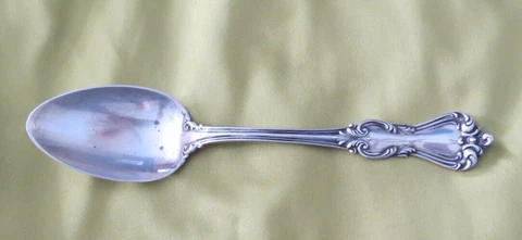 Reed & Barton Marlborough Sterling Silver Serving Spoon 8 3/4" No Monogram Cover