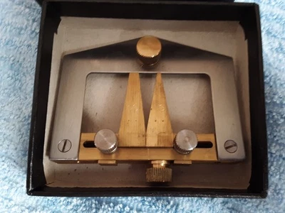 Medidor de marcado de cola de milano de metal latón antiguo Collett Engineering con caja e inst. Foto 1 de 4