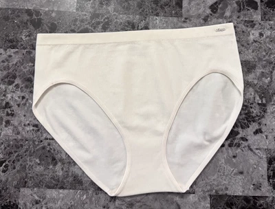 NWOT GAP BODY L IVORY RIBBED STRIPE LOGO HARDWARE STRETCH SEAMLESS BRIEF PANTIES - Image 1 of 4