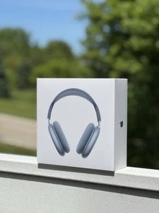 Apple - AirPods Max 2nd Generation (USB-C) - Blue - Photo 1 sur 4
