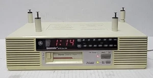 GE Spacemaker 7-4275A Unterbau AM/FM Stereo Radiowecker - Bild 1 von 11