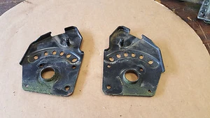 Lawn Boy 21" Mower Rear Handle Brackets 684747 684748 - Picture 1 of 2