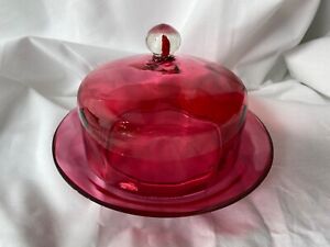 VINTAGE BUTTER/CHEESE DISH CRANBERRY GLASS
