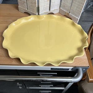 (157A).  Crate & Barrel Large Yellow Ruffled Oval PLATTER Scalloped Ceramic - Picture 1 of 3