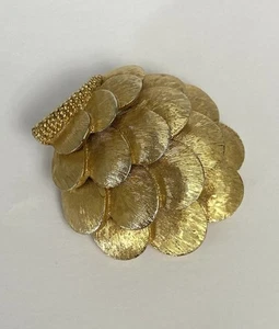 Vintage Marcel Boucher Coney Island Seashell Goldtone Brooch 1950 RARE 9143p - Picture 1 of 7