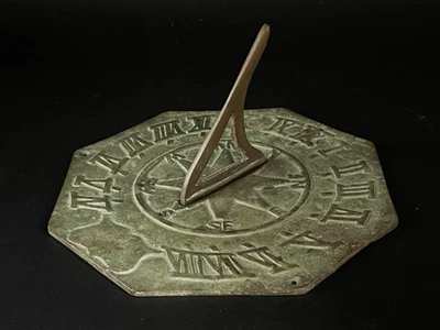 Esfera solar de metal fundido - Imagen 1 de 4