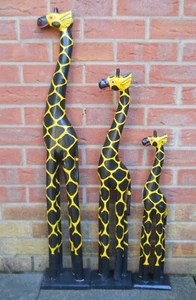 Colourful Wooden GIRAFFES L 100 cm M 80 cm S 60 cm Home Décor Variant of Size - Picture 1 of 9