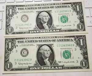 2 $1 Dollar Federal Reserve Schein 1963 Stempelglanz Philadelphia Sequential No. - Bild 1 von 2