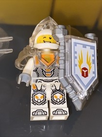 LEGO NEXO KNIGHTS 70337 Lance Richmond - Trans-Clear Visor and Armor Minifigure!