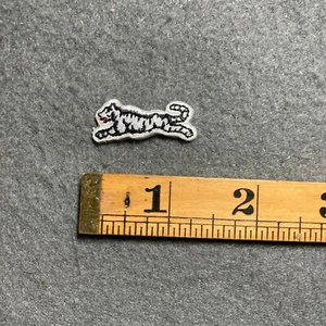 Small Tiger Embroidered Patch L4. - Bild 1 von 2