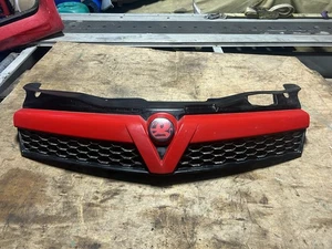 ASTRA MK5 VXR GENUINE GM FRONT GRILL IN POWER RED Z50b - Picture 1 of 5