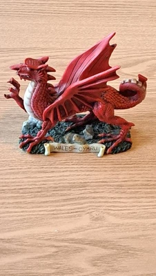 Welsh Red Dragon Figurine Iconic Flag of Wales, Baner Cymru, Y Ddraig Goch - Image 1 of 4