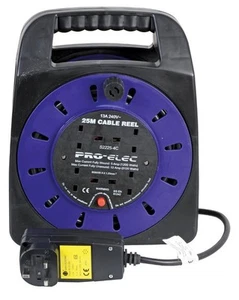 PRO ELEC - Enrouleur d'extension RCD 4 prises, 13A, 25m - Afbeelding 1 van 1