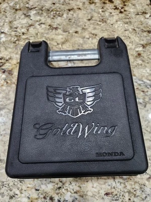 OEM! ¡Bonito! Honda GL1500 1988-2000 Goldwing Gold Wing Kit de herramientas Bolsa de herramientas 1995 Foto 1 de 4