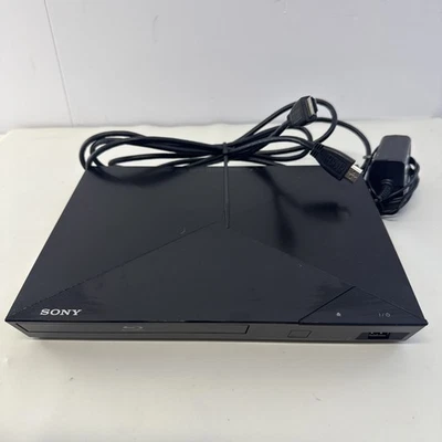 Reproductor de DVD Blu-Ray Sony BDP-S3200 HDMI con cable de alimentación, sin control remoto, con cable HDMI Foto 1 de 4