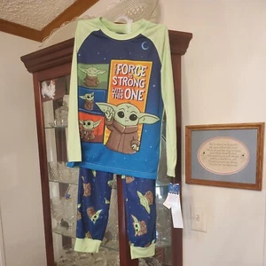 Star Wars Boys Baby Yoda Pajamas Sleep Pants Set Size Medium 8 NWT - Picture 1 of 5