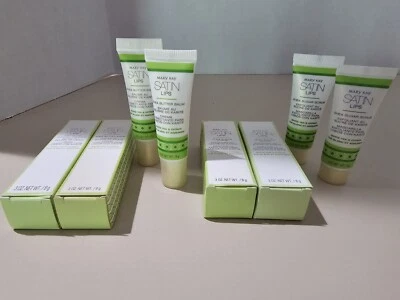 Mary Kay Satin Lips (2) Bálsamo de manteca de karité (2) exfoliante de azúcar de karité 0,3 OZ cada uno Foto 1 de 4