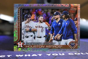2025 Topps Houston Astros Team Holofoil - Picture 1 of 2