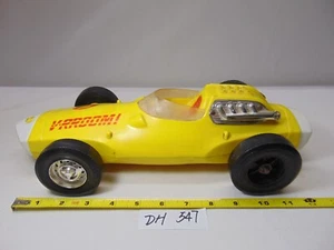 Vintage Mattel Vrroom Guide Whip Racer Race Car 1963 Toy Yellow #5 - Picture 1 of 9