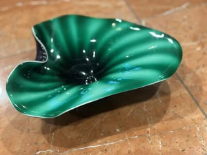 MURANO LILY PAD GREEN WHITE ART GLASS 9" ASHTRAY BOWL ITALY LEAF MCM VINTAGE EUC - Picture 1 of 10