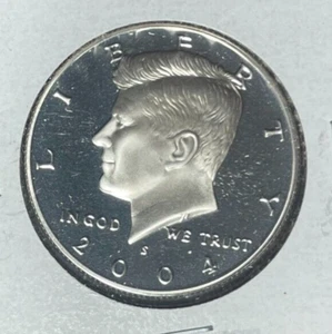 Medio dólar de plata Kennedy 2004-S ~ gema a prueba de camafeo ~hermosa moneda~ - Imagen 1 de 2
