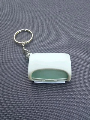 Tupperware Schlüsselanhänger Brotbehälter Brotmax, Sammlerstück - Bild 1 von 2