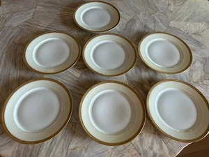 Rosenthal Selb Marie Antoinette Gold Rimmed Plates Set Of 7 - Picture 1 of 7