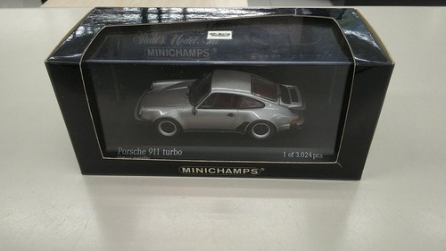 Foto 1 di 5