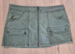 No Boundaries Micro Mini Denim Utility Damenrock Gr. M (8-10) grün neu ohne Etikett - Bild 1 von 3