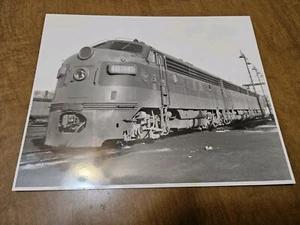 Milwaukee Road F7A 106-C Milwaukee WI (8x10 B/W)(Used) - Picture 1 of 4