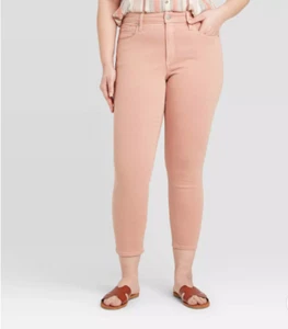 Women's High-Rise Cropped Skinny Jeans - Universal Thread - Rose - 8/10 - C492 - Picture 1 of 5