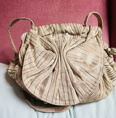 Vintage Viva California USA  Leather Ivory & gold Crossbody Shoulder Handbag - Image 1 of 4