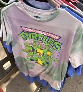 🚨T-shirt Teenage Mutant Ninja Turtles cravatta die TMNT Old Navy~taglia: adulto piccolo🐢 - Foto 1 di 2