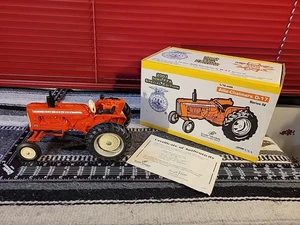 Ertl Allis Chalmers D17 1/16 Diecast Tractor Replica Collectible By Scale Models - Picture 1 of 18