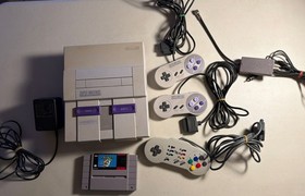 Super Nintendo SNES Console Bundle - Super Mario World, Controllers.. - Read