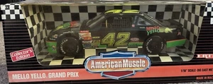 AMERICAN MUSCLE KYLE PETTY 1/18" SCALE DIECAST - MELLO YELLO PONTIAC GRAND PRIX - Picture 1 of 2