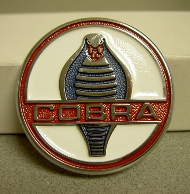 AC Cobra 289 Shelby 427 emblem badge white spotty surface - Image 1 of 3