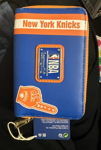 Loungefly NBA NY Knicks Logo Wallet Cover