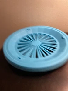 PLASTIC PAPER PLATE HOLDERS SET OF SEVEN TURQUOISE - Picture 1 of 3