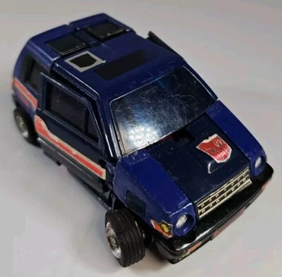 SKIDS 1985 Vintage Hasbro G1 Transformers Good Condition Autobot. - Image 1 of 4