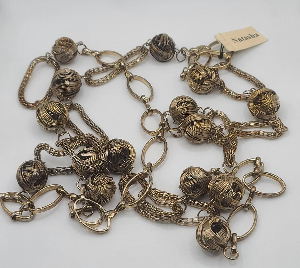 Collar bola envuelta eslabones tono dorado cuentas firmado Natasha 31" Foto 1 de 4